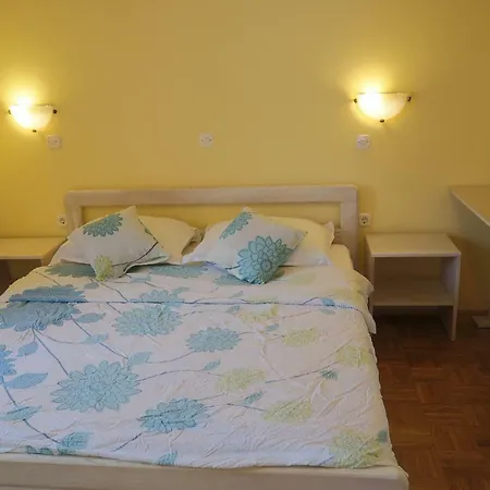 Ivo Guest house
